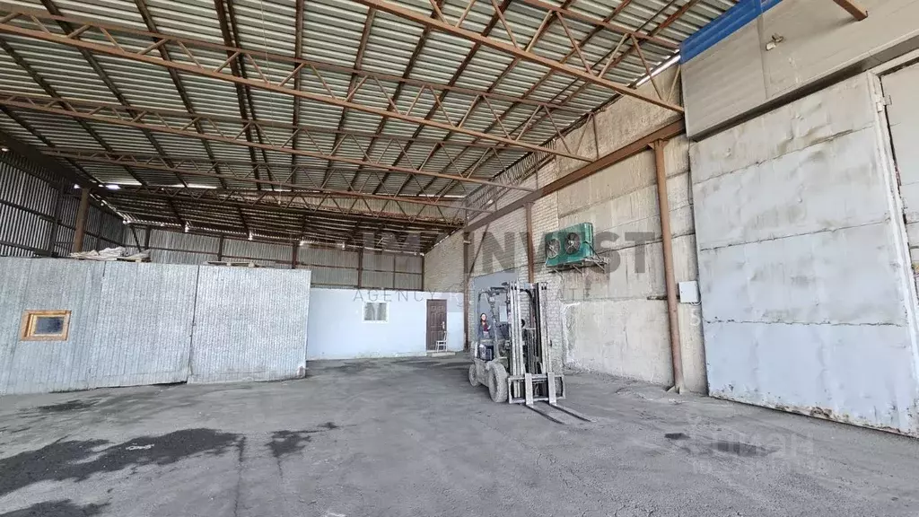 Склад в Челябинская область, Челябинск Троицкий тракт, 21Р (228 м) - Фото 1