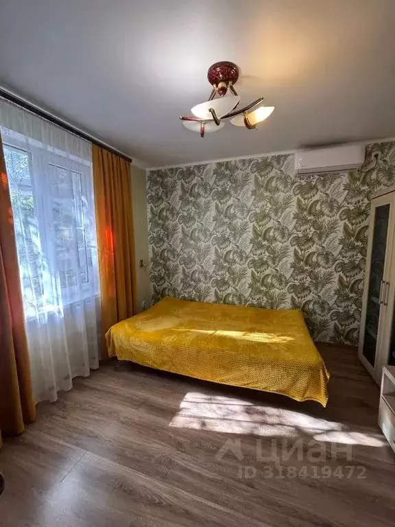 Комната Краснодарский край, Туапсе Известковый пер., 2 - Фото 0