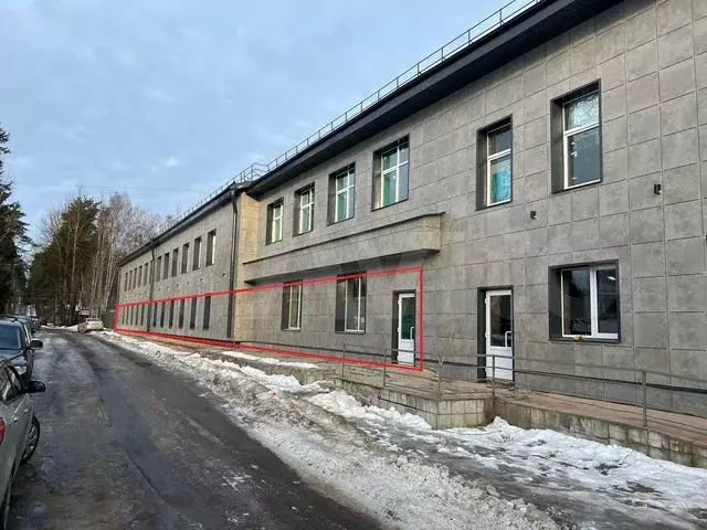 Помещение под торговлю 307м2 - Фото 0