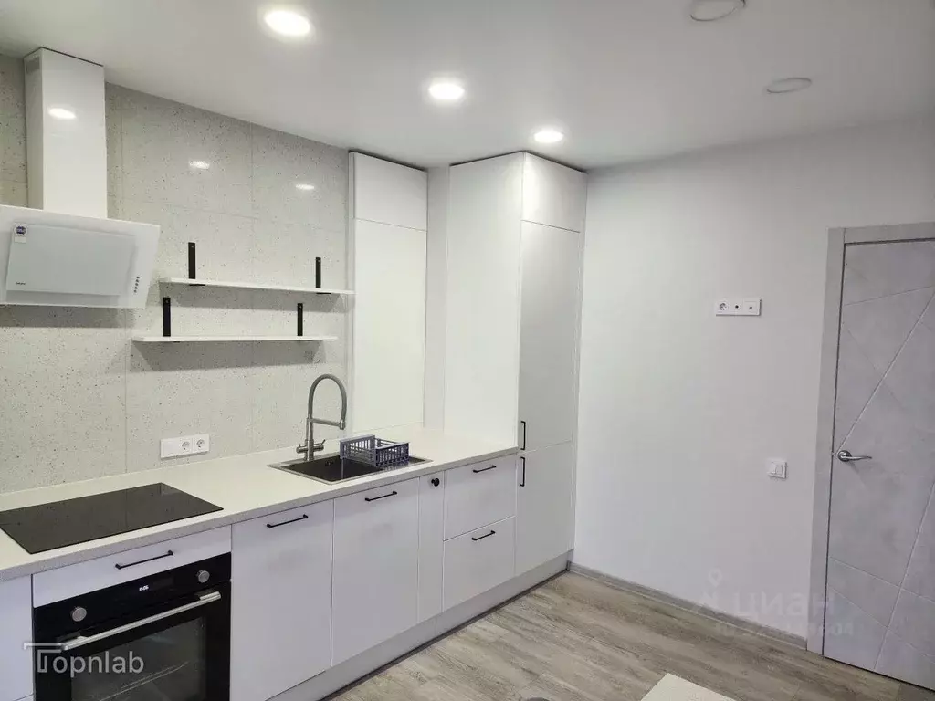 3-к кв. Калининградская область, Калининград Орудийная ул. (90.0 м) - Фото 2