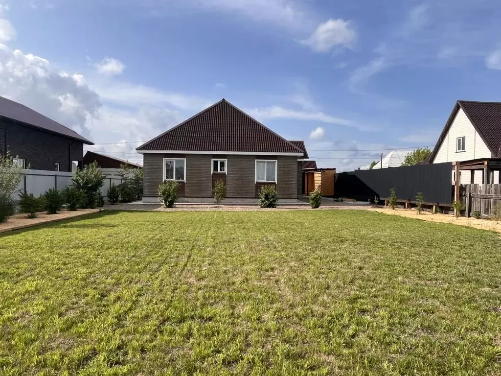 Дом в Иркутская область, Иркутский муниципальный округ, с. Хомутово ... - Фото 0