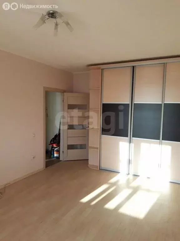 1-комнатная квартира: Омск, улица Чернышевского, 80 (37.8 м) - Фото 1