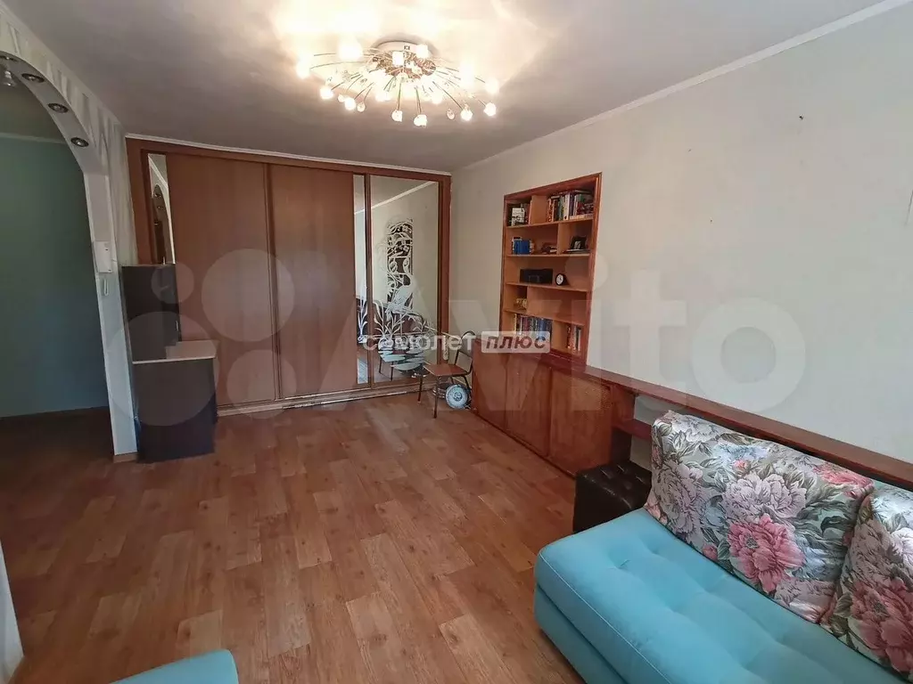 1-к. квартира, 31,8 м, 4/4 эт. - Фото 1