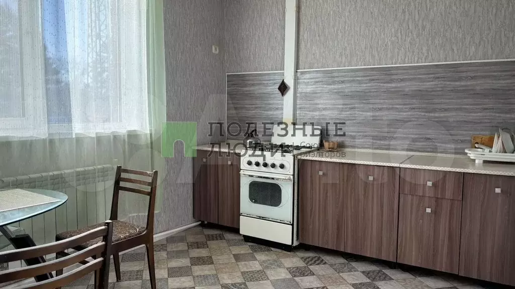 Комната 20 м в 3-к., 2/2 эт. - Фото 0
