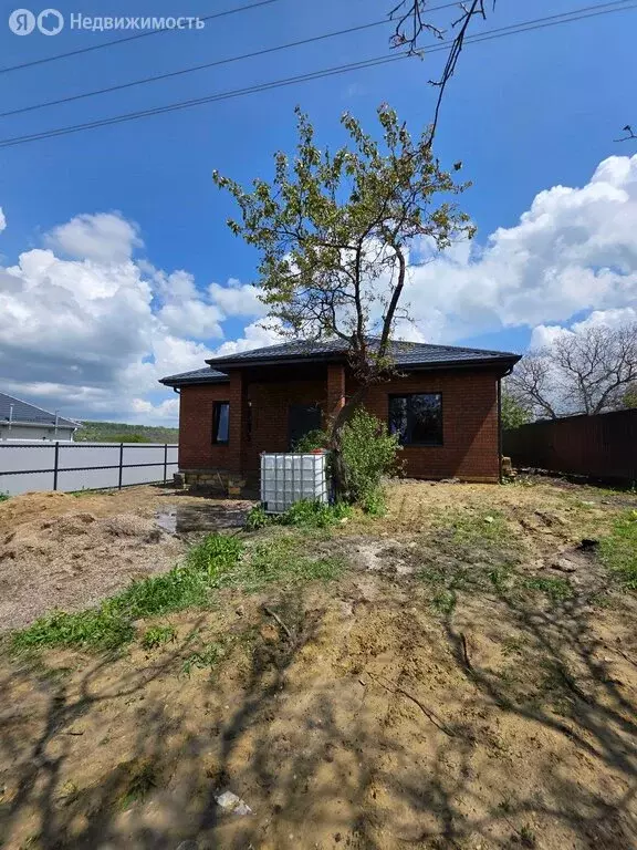Дом в село Татарка, улица Островского (115 м) - Фото 1