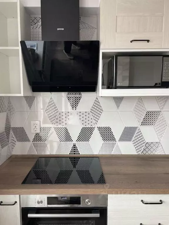 1-к кв. Ленинградская область, Мурино Всеволожский район, ул. ... - Фото 1