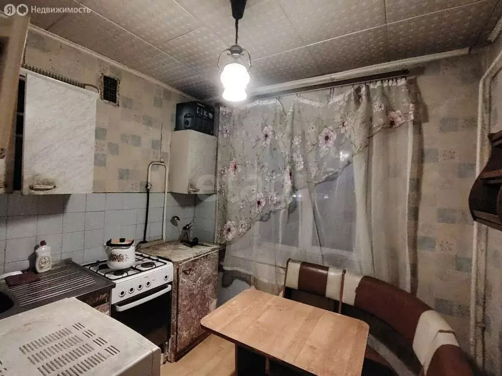 3-комнатная квартира: Алапаевск, улица 3-го Интернационала, 12 (59.1 ... - Фото 1