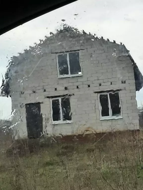 Дом в Белгородская область, Корочанский район, с. Мелихово  (100 м) - Фото 1