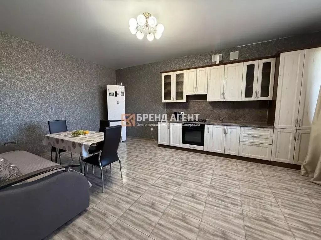 Дом в Белгородская область, Корочанский район, Мелиховское с/пос, с. ... - Фото 1