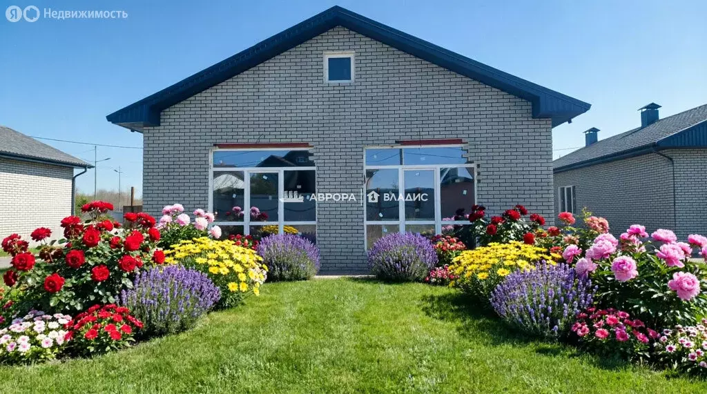 Дом в Магнитогорск, жилой комплекс Солнечная Поляна (200 м) - Фото 1