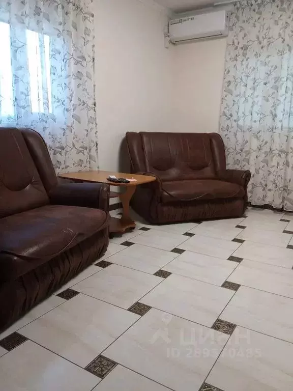 1-к кв. Севастополь пос. Любимовка, ул. Южногородская, 24 (48.0 м) - Фото 0