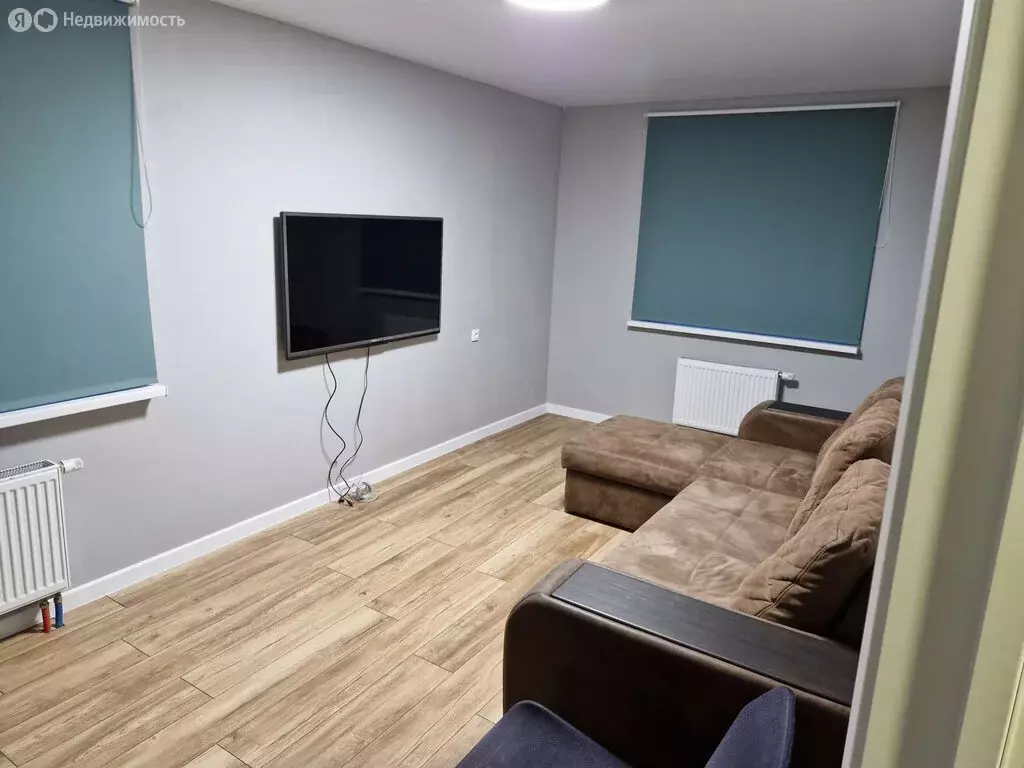 3-комнатная квартира: Уфа, бульвар Назара Наджми, 11 (79 м) - Фото 1