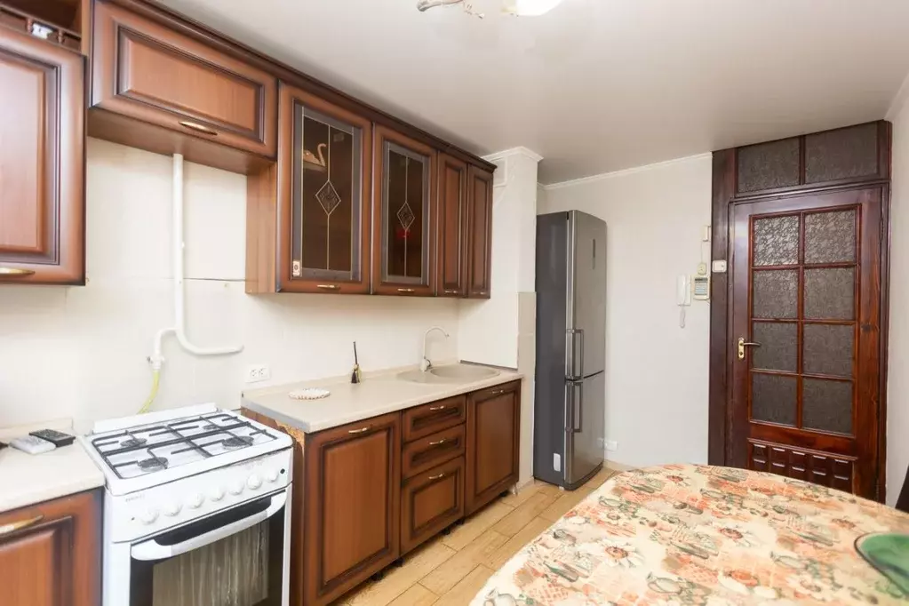 3-к кв. Оренбургская область, Оренбург Брестская ул., 32 (65.5 м) - Фото 2