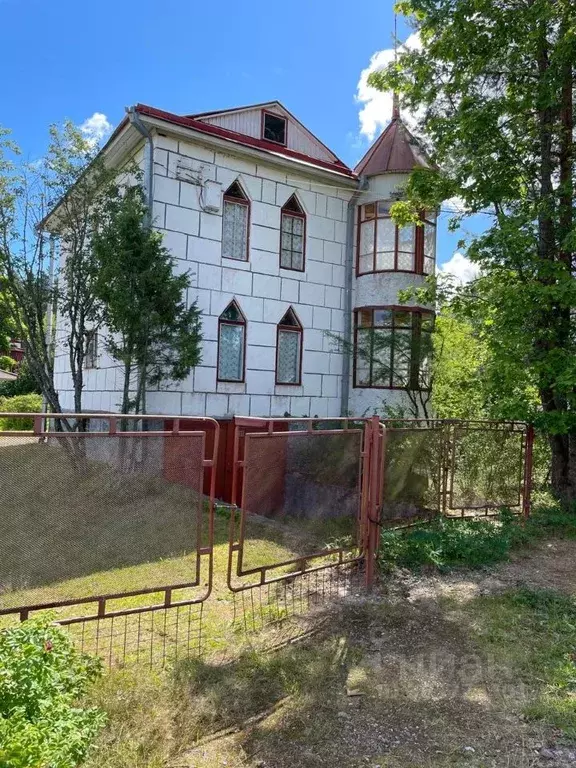 Дом в Ленинградская область, Выборгский район, Рощинское городское ... - Фото 1