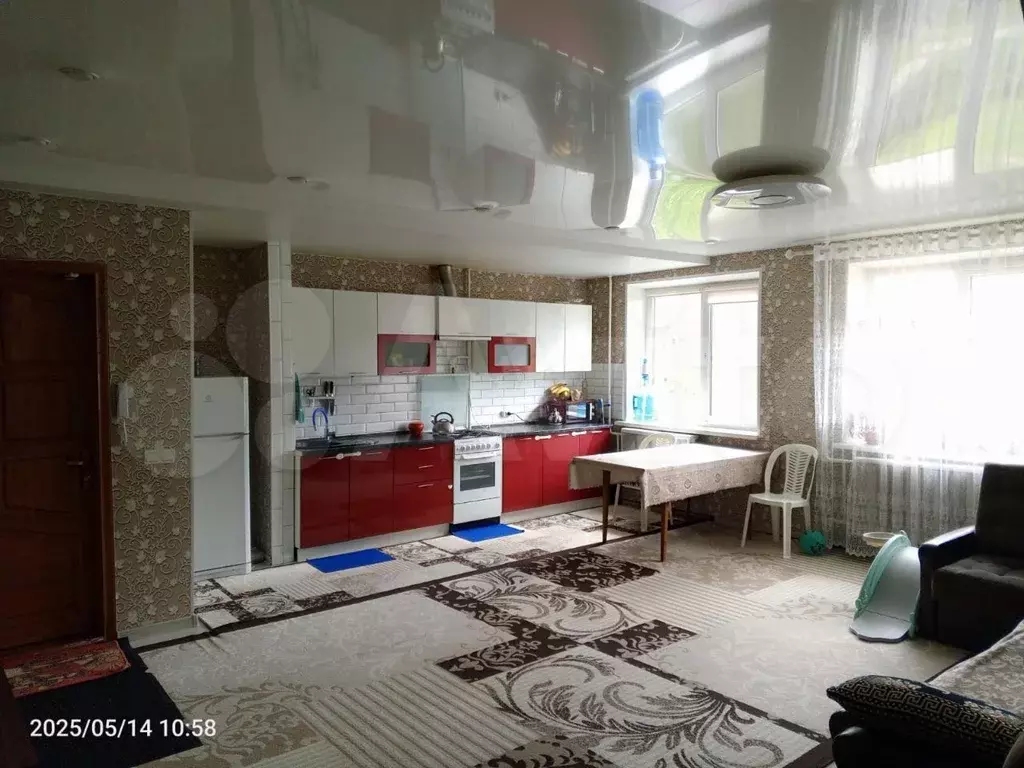 3-к. квартира, 64 м, 3/9 эт. - Фото 0