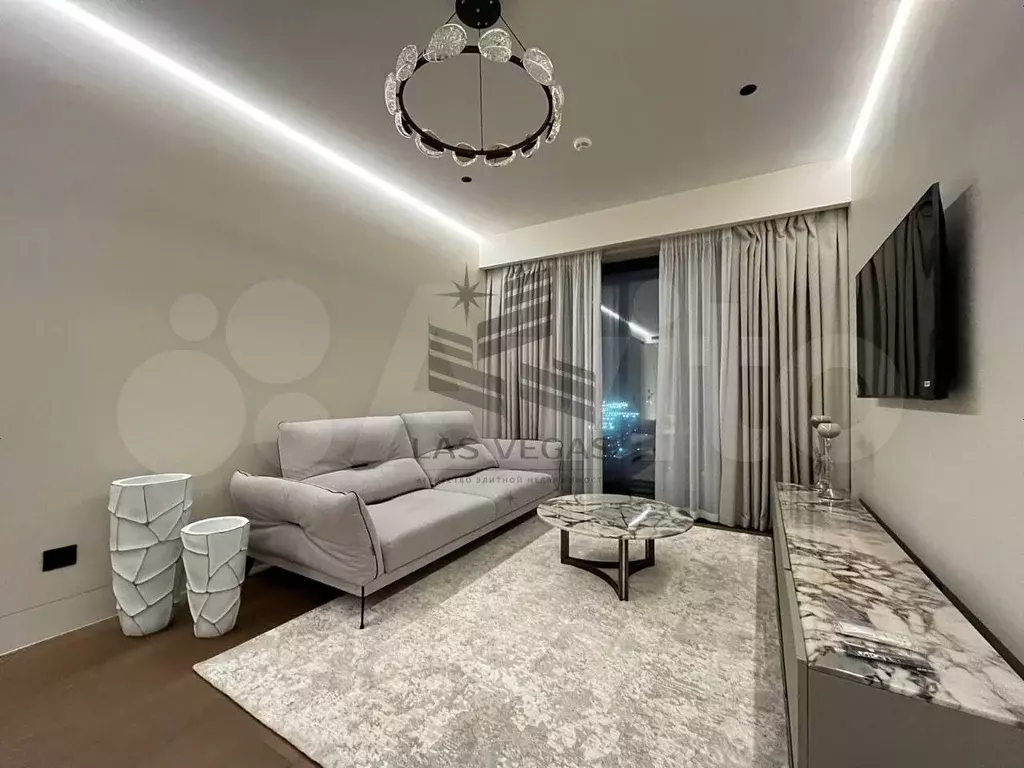 2-к. квартира, 65 м, 9/32 эт. - Фото 0