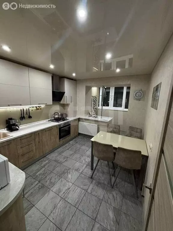 2-комнатная квартира: Ярославль, улица Бабича, 4к2 (66 м) - Фото 2