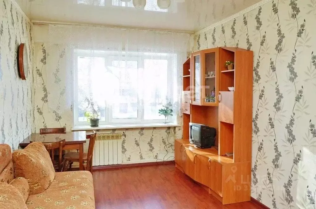 2-к кв. Челябинская область, Верхний Уфалей ул. Строителей, 27 (36.3 ... - Фото 1