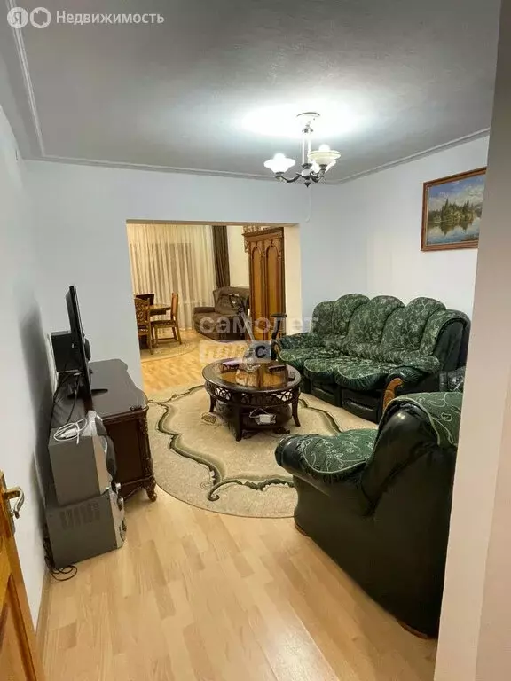 2-комнатная квартира: Нальчик, улица Коллонтай, 4 (70 м) - Фото 1