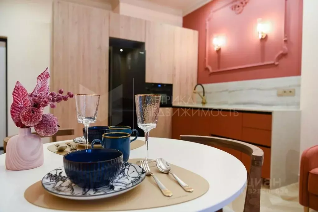 1-к кв. Тюменская область, Тюмень ул. Ю.-Р.Г. Эрвье, 34к1 (42.2 м) - Фото 1