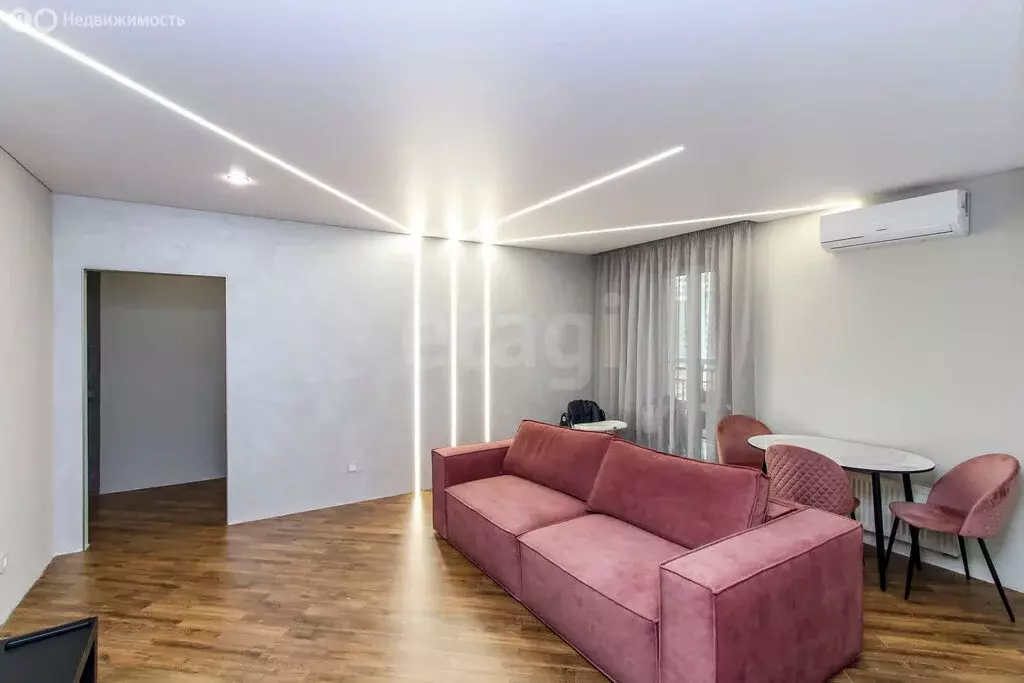 2-комнатная квартира: Тюмень, улица Тимофея Кармацкого, 5 (83.9 м) - Фото 2