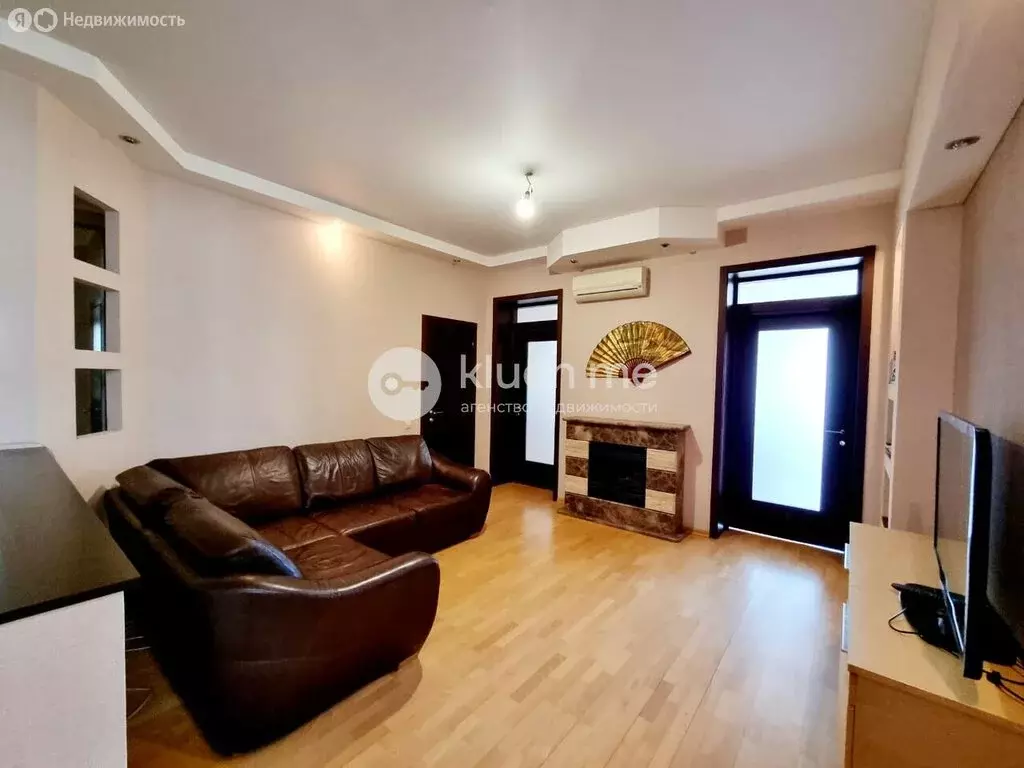 3-комнатная квартира: Казань, улица Вишневского, 22 (149.7 м) - Фото 0