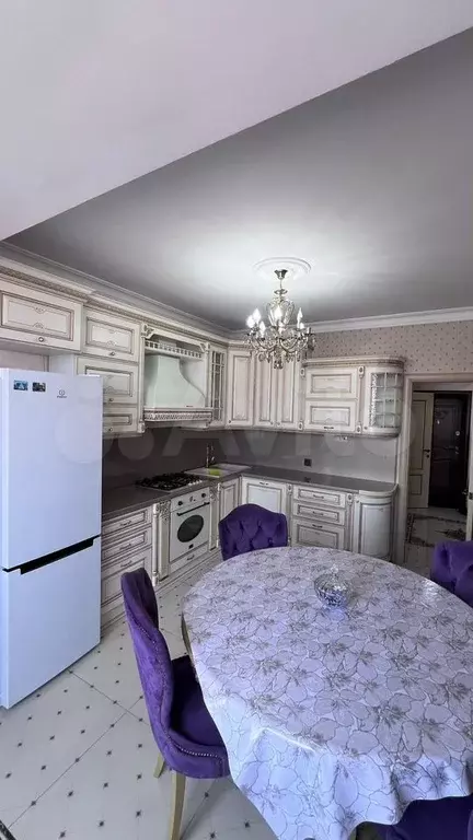 2-к. квартира, 70 м, 3/11 эт. - Фото 0