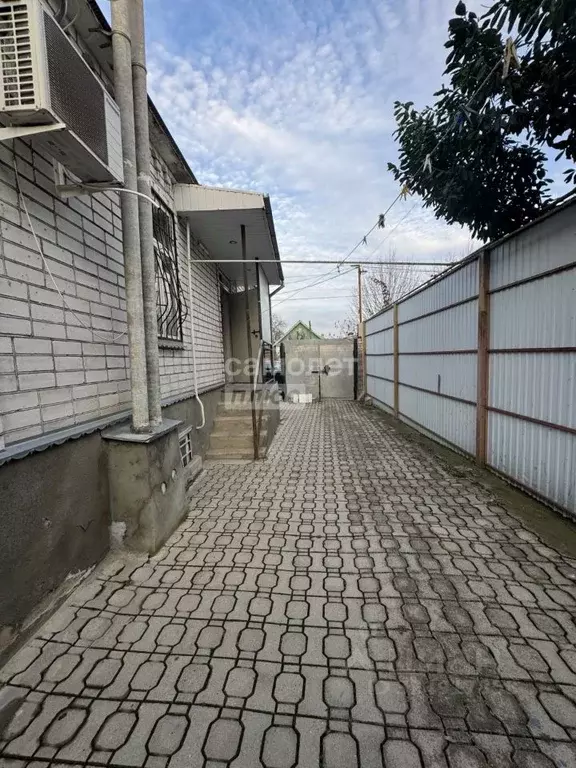 Дом в Кабардино-Балкария, Нальчик ул. Захарова, 13 (120 м) - Фото 2