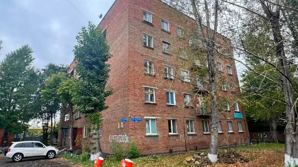 Комната Омская область, Омск ул. 10 лет Октября, 203 (11.7 м) - Фото 1