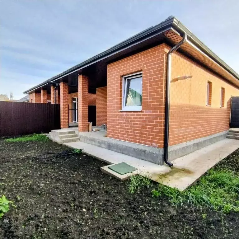 Дом в Краснодарский край, Краснодар А-136, 13-й км (87 м) - Фото 1