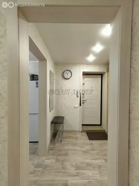 2-комнатная квартира: Горно-Алтайск, улица Григория Чорос-Гуркина, 68 ... - Фото 1