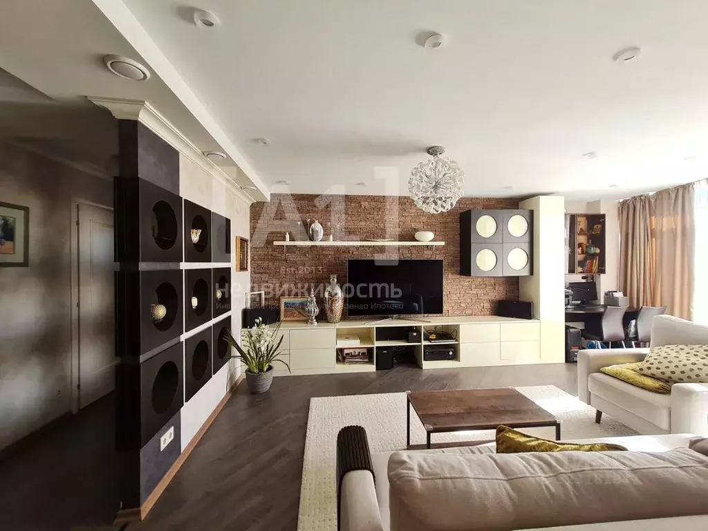 3-к кв. Челябинская область, Челябинск ул. Чайковского, 58 (118.1 м) - Фото 1