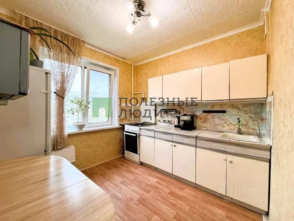 2-к кв. Орловская область, Орел Раздольная ул., 72 (47.9 м) - Фото 0