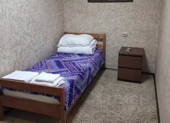 Комната Челябинская область, Челябинск ул. Ярослава Гашека, 12/2 (8.0 ... - Фото 0