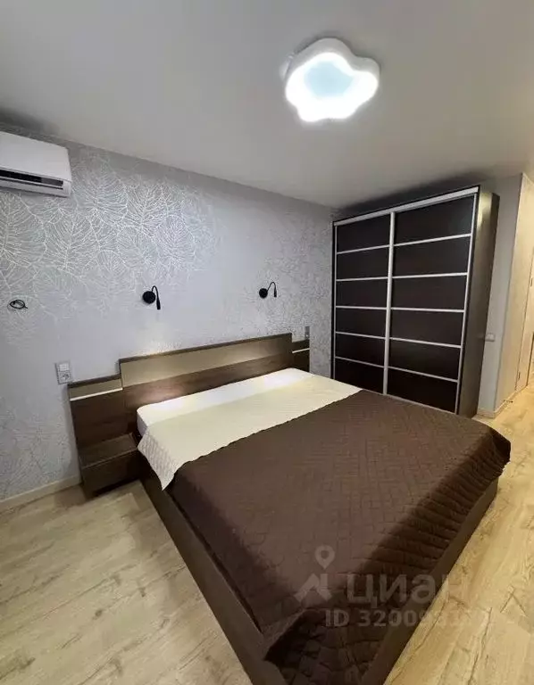 2-к кв. Приморский край, Владивосток Русская ул., 63Лк3 (45.0 м) - Фото 0