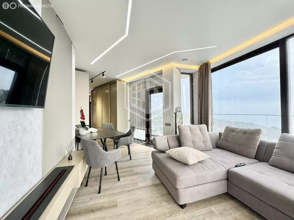 3-комнатная квартира: Массандра, Туристская улица, 6Д (252.56 м) - Фото 1