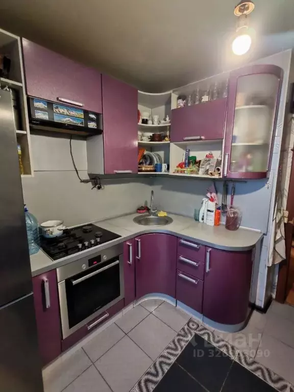 3-к кв. Ленинградская область, Гатчина ул. Авиатриссы Зверевой, 20к1 ... - Фото 1