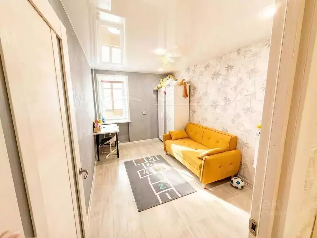 2-к кв. Тюменская область, Тюмень ул. Серова, 23 (62.0 м) - Фото 1