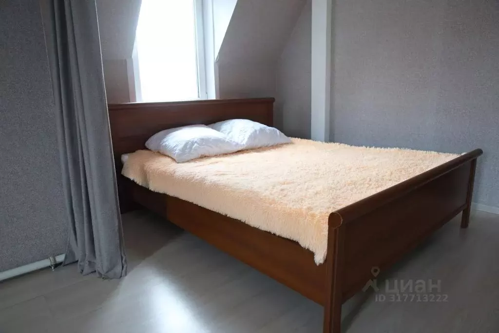Дом в Красноярский край, Красноярск 6-я Полярная ул., 11 (90 м) - Фото 1