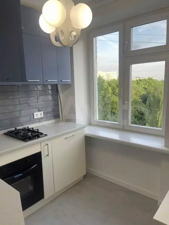2-к. квартира, 40 м, 8/9 эт. - Фото 1