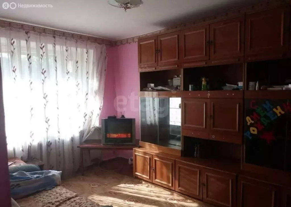 3-комнатная квартира: село Майма, улица 50 лет Победы, 2 (58 м) - Фото 1