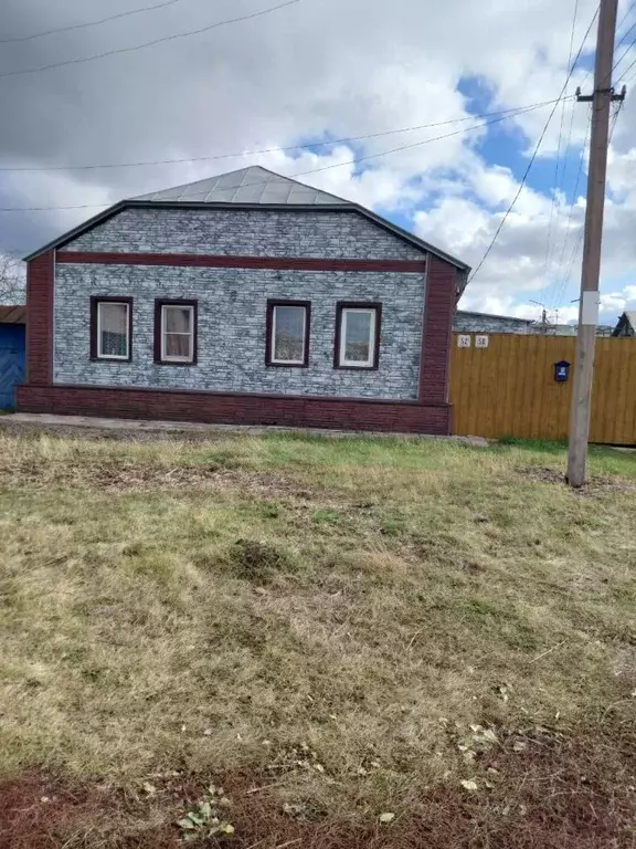 Дом в Липецкая область, Елец ул. Орджоникидзе, 52 (175 м) - Фото 1