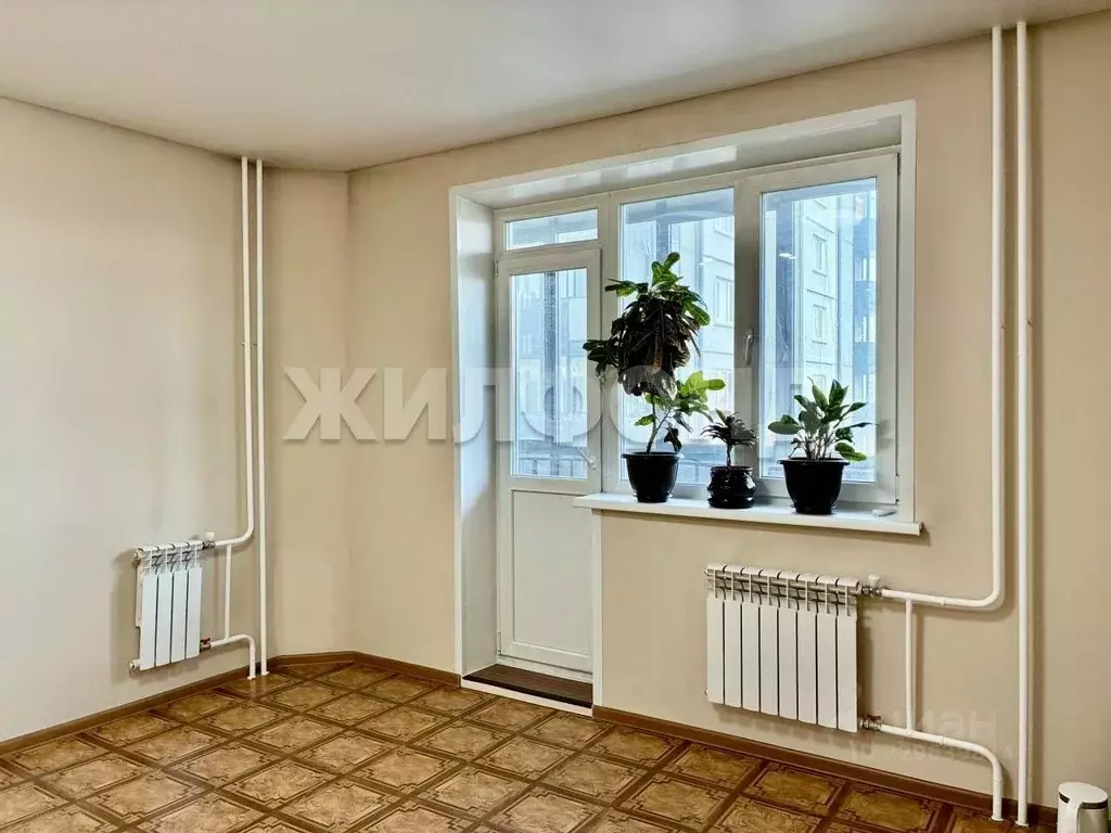 2-к кв. Хакасия, Абакан ул. Кирова, 183к2 (56.4 м) - Фото 1