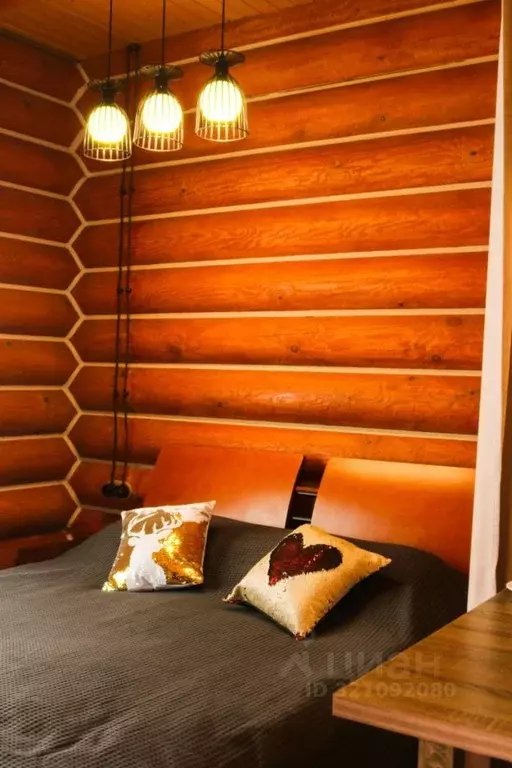 Дом в Приморский край, Владивосток ул. Адмирала Угрюмова, 48/49 (1 м) - Фото 2