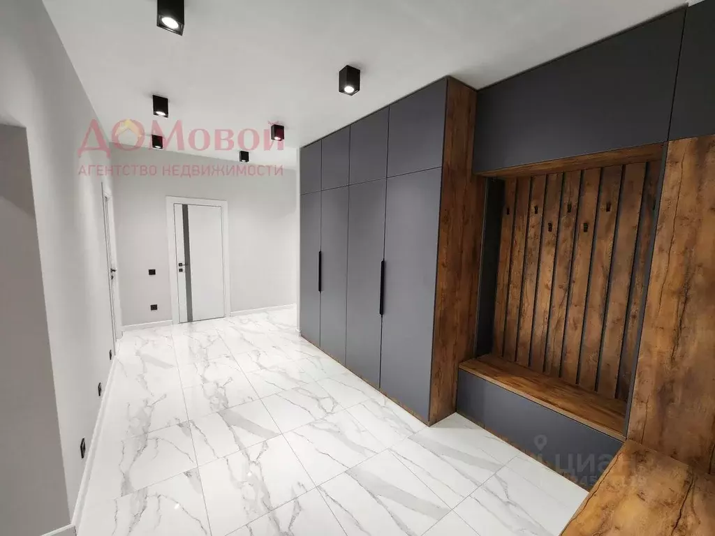 3-к кв. Смоленская область, Смоленск просп. Гагарина, 47 (117.0 м) - Фото 2