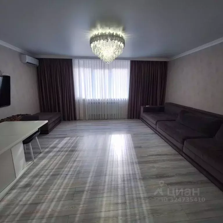 3-к кв. Северная Осетия, Владикавказ ул. Гастелло, 65 (136.0 м) - Фото 1