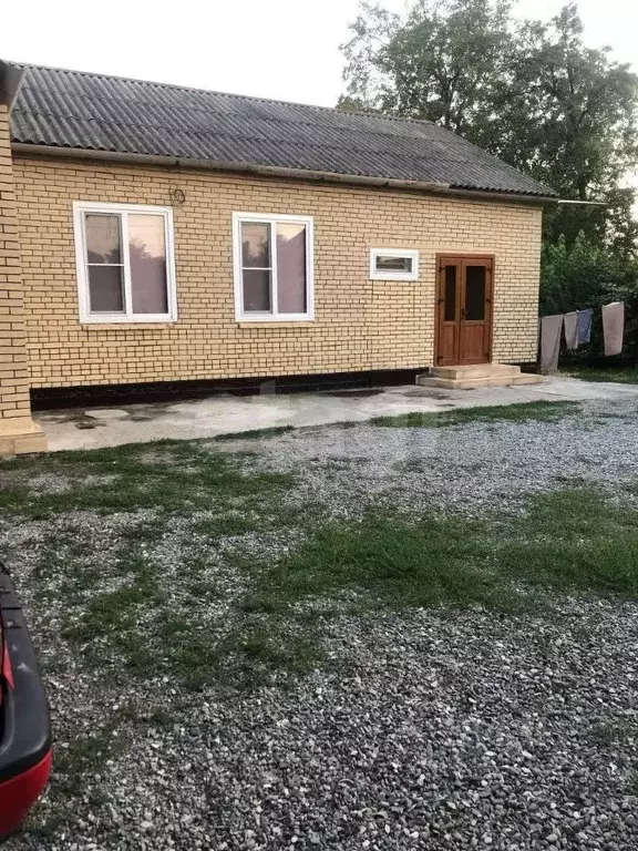 Дом в Ингушетия, Сунженский район, Троицкая ст-ца Советская ул. (36 м) - Фото 1