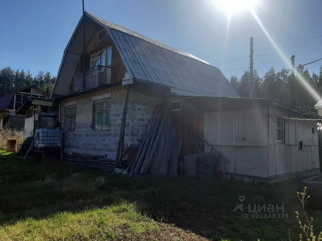Дом в Свердловская область, Верхняя Пышма городской округ, пос. Сагра  ... - Фото 0