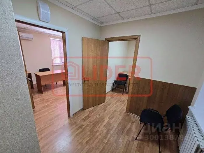 Офис в Севастополь ул. Воронина, 10 (20 м) - Фото 1