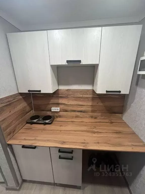 1-к кв. Белгородская область, Старый Оскол Интернациональный мкр, 12 ... - Фото 1